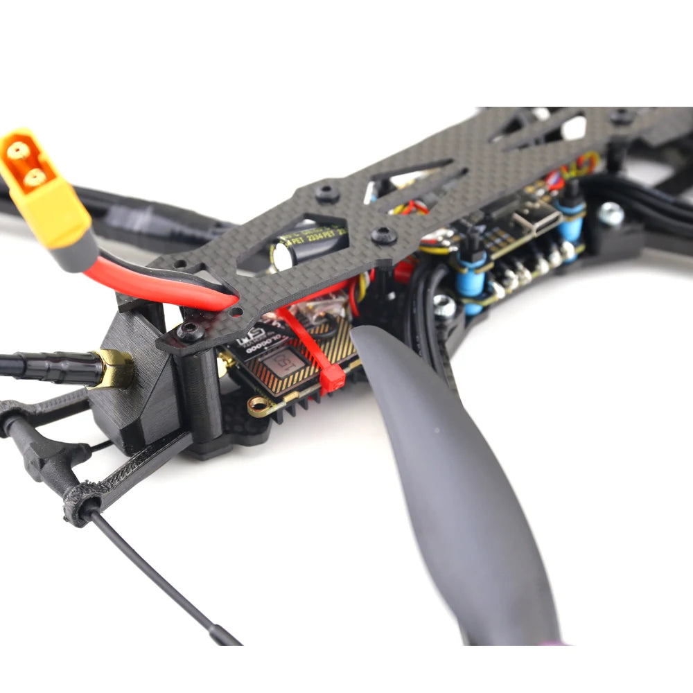 SoloGood Avenger X7 FPV Dron SoloGood 2807 1300kv HGLRC 60A Stack 5.8G 2.5W VTX Gemfan 7035 propeller RunCam Phoenix2 SP