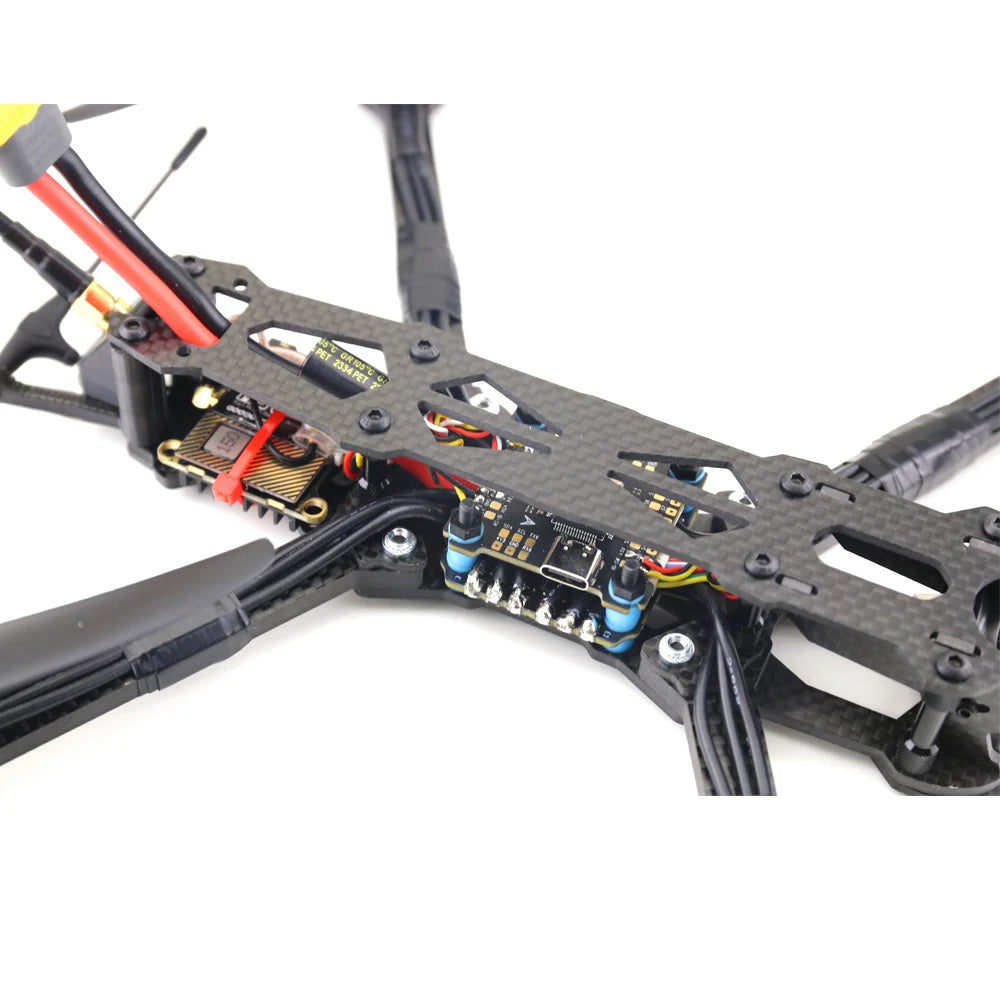 SoloGood Avenger X7 FPV Dron SoloGood 2807 1300kv HGLRC 60A Stack 5.8G 2.5W VTX Gemfan 7035 propeller RunCam Phoenix2 SP