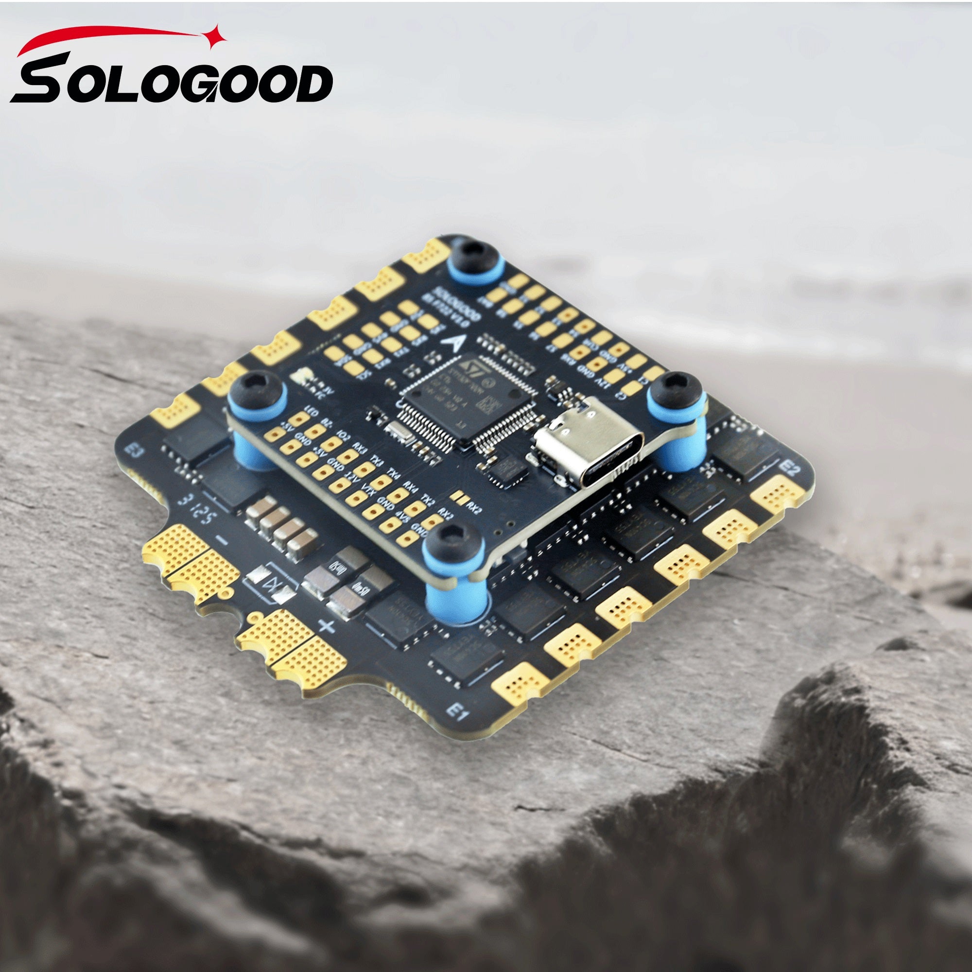 SoloGood 8S F722 100A Stack ICM42688P F722 Flight Controller 100A 4in1 ESC 30.5X30.5mm 3-8S Support 2 Cameras